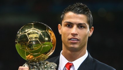 开云体育官网下载-未来空中跑酷：在天际线中纵横驰骋