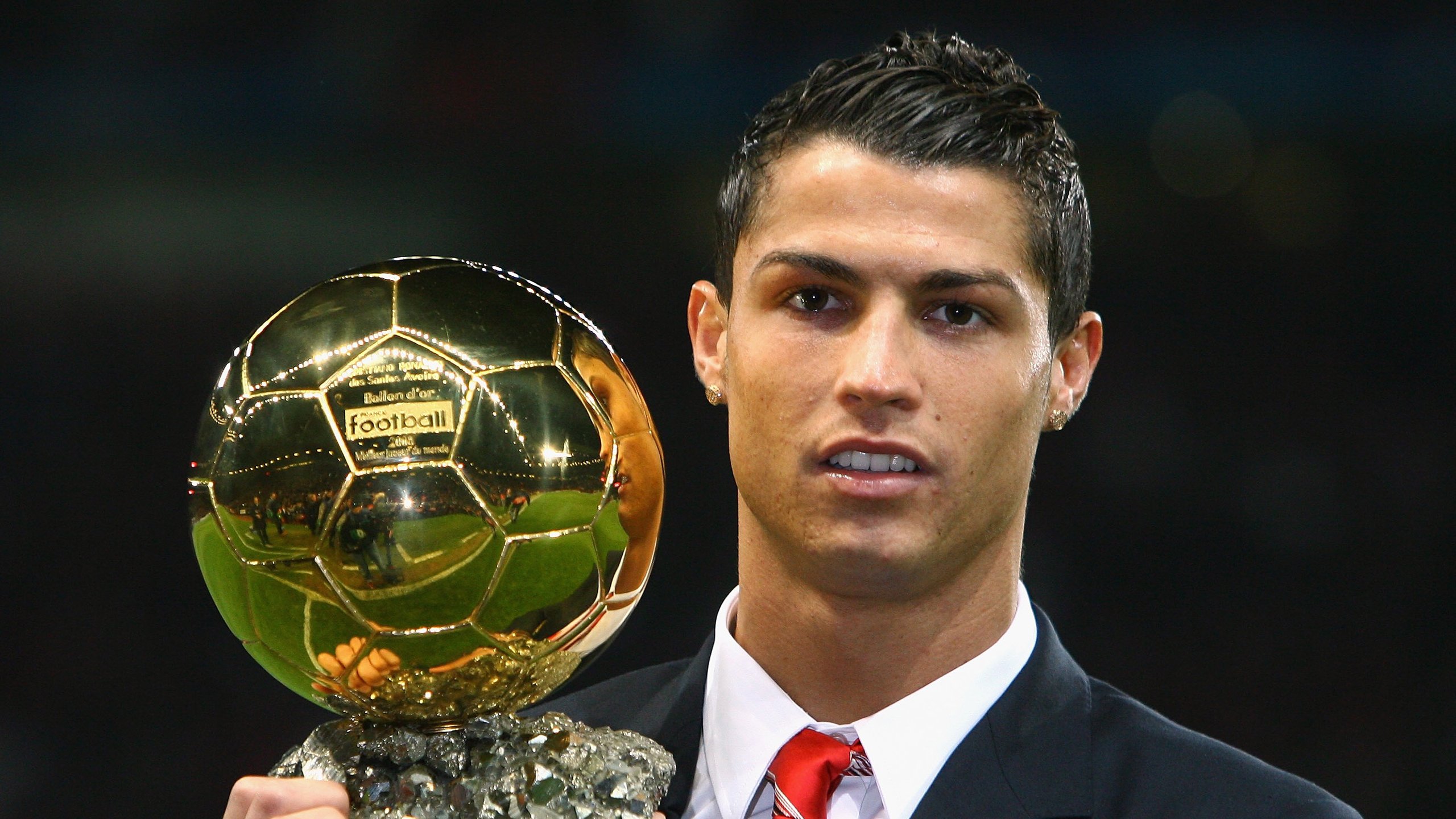 未来空中跑酷：在天际线中纵横驰骋